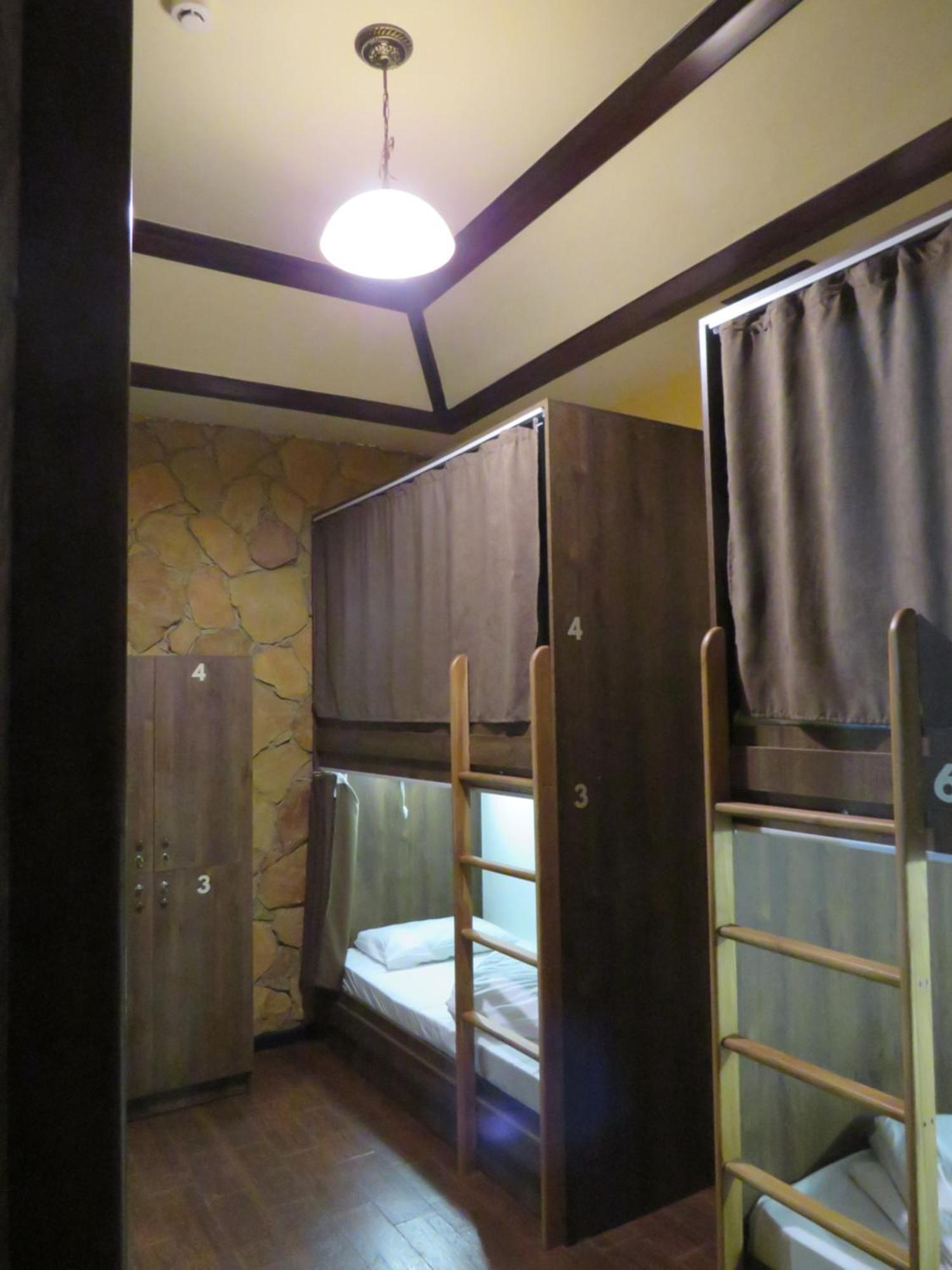 Hostel Jan In The Very Center Yerevan Exterior photo
